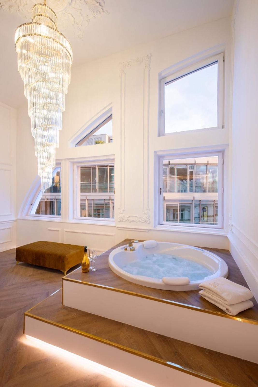 Top Luxury Suites Budapest Luaran gambar