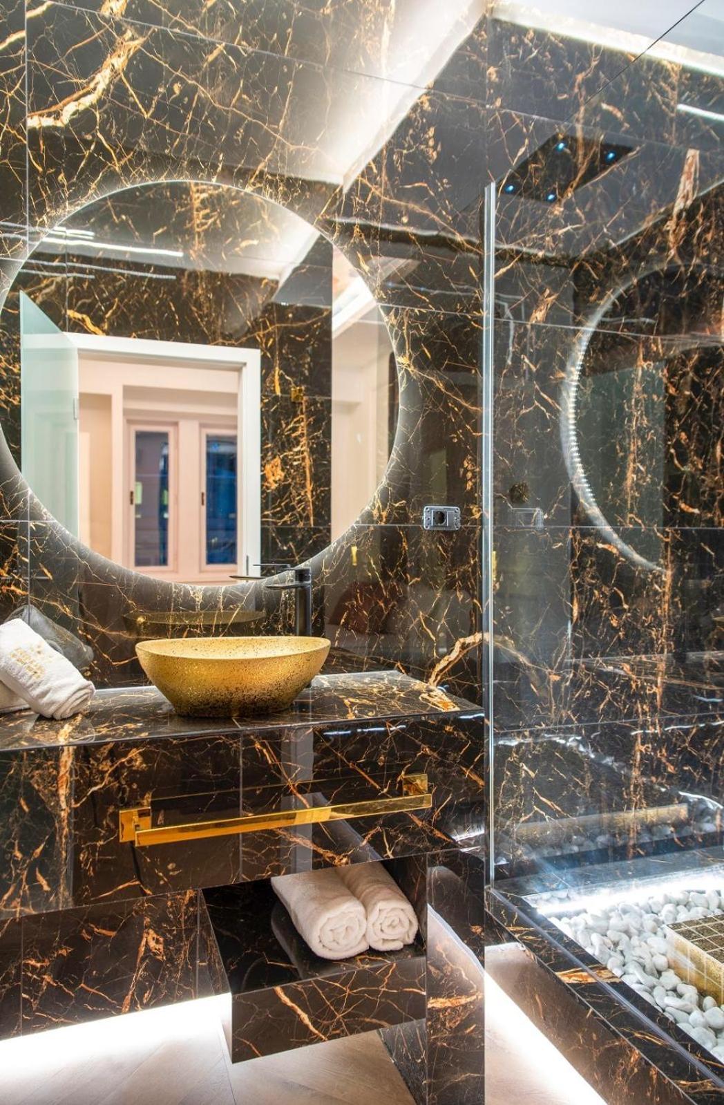 Top Luxury Suites Budapest Luaran gambar